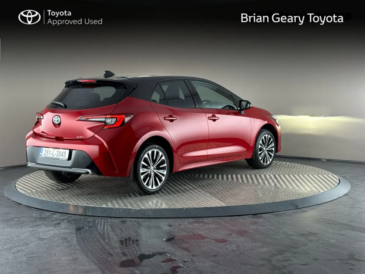 Toyota Corolla HYBRID LUNA SPORT H/B - Image 2