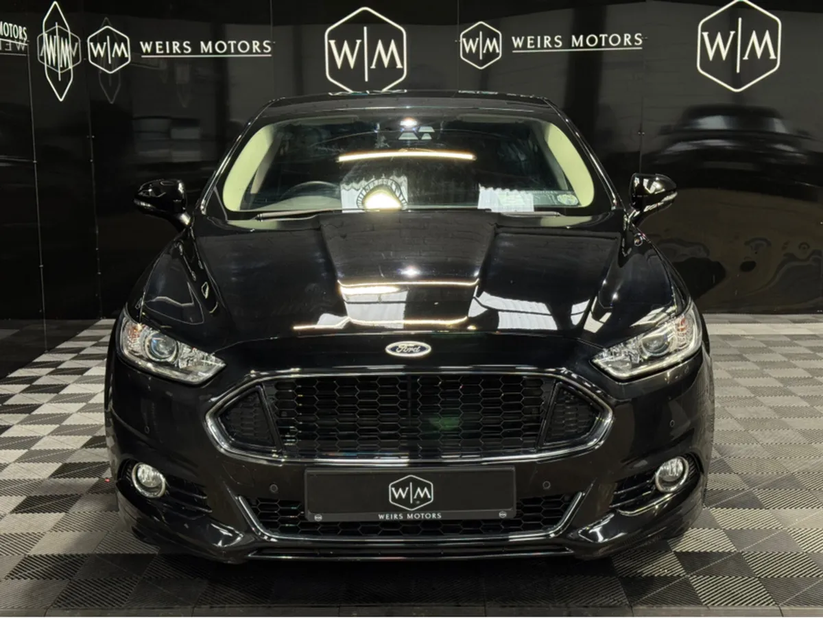 Ford Mondeo TITANIUM 5DR 1.5 TD 120PS M6 4DR - Image 4