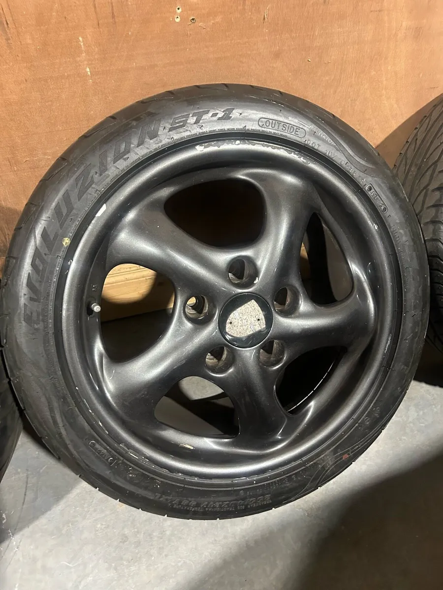 Porsche 996 wheels with new Tyres - Image 2