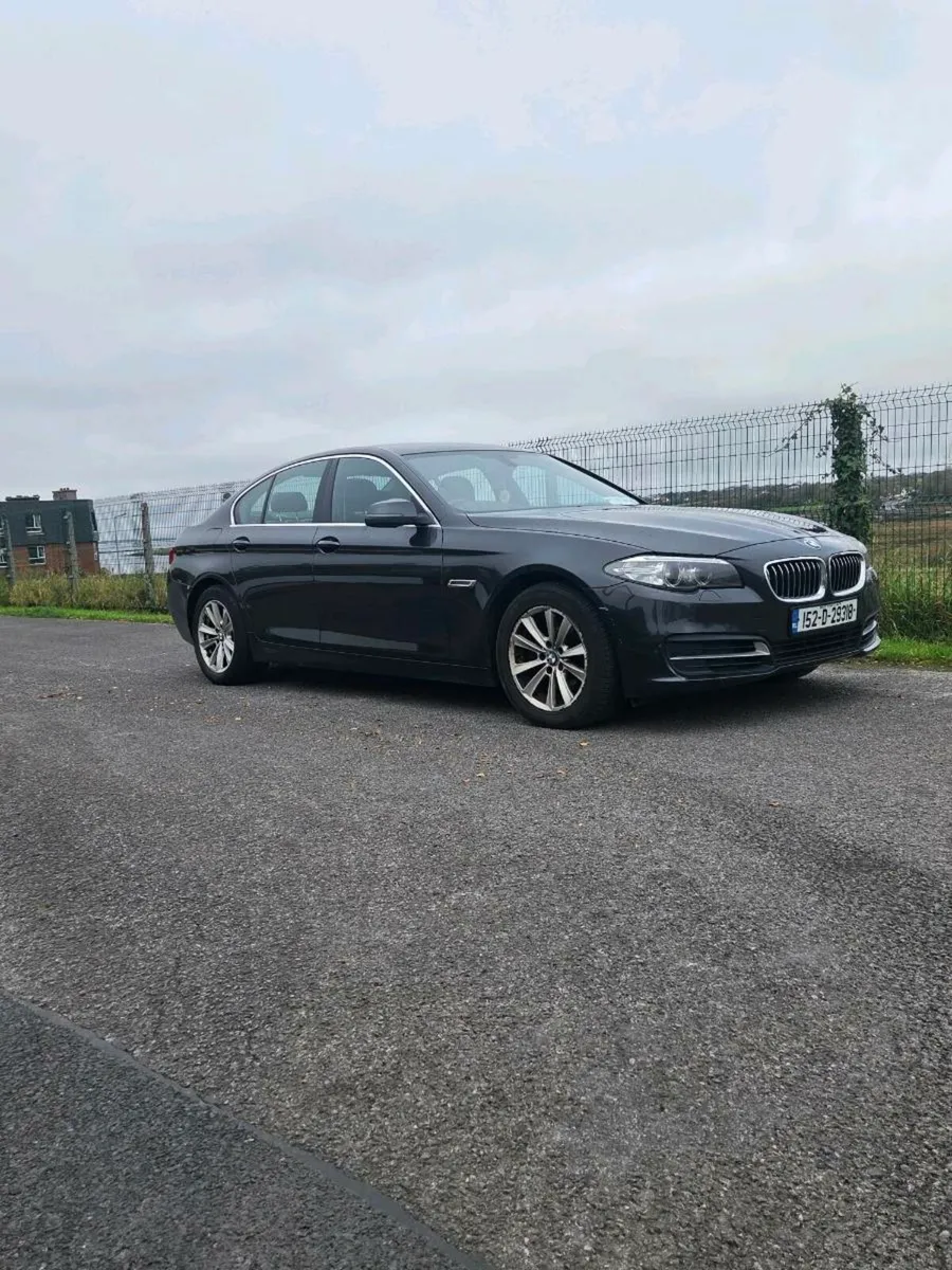 BMW 5 series  read add - Image 1
