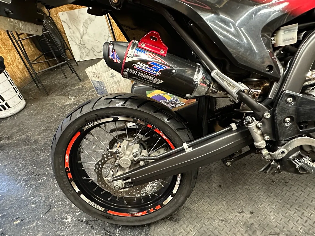 Motorcycle - Image 3