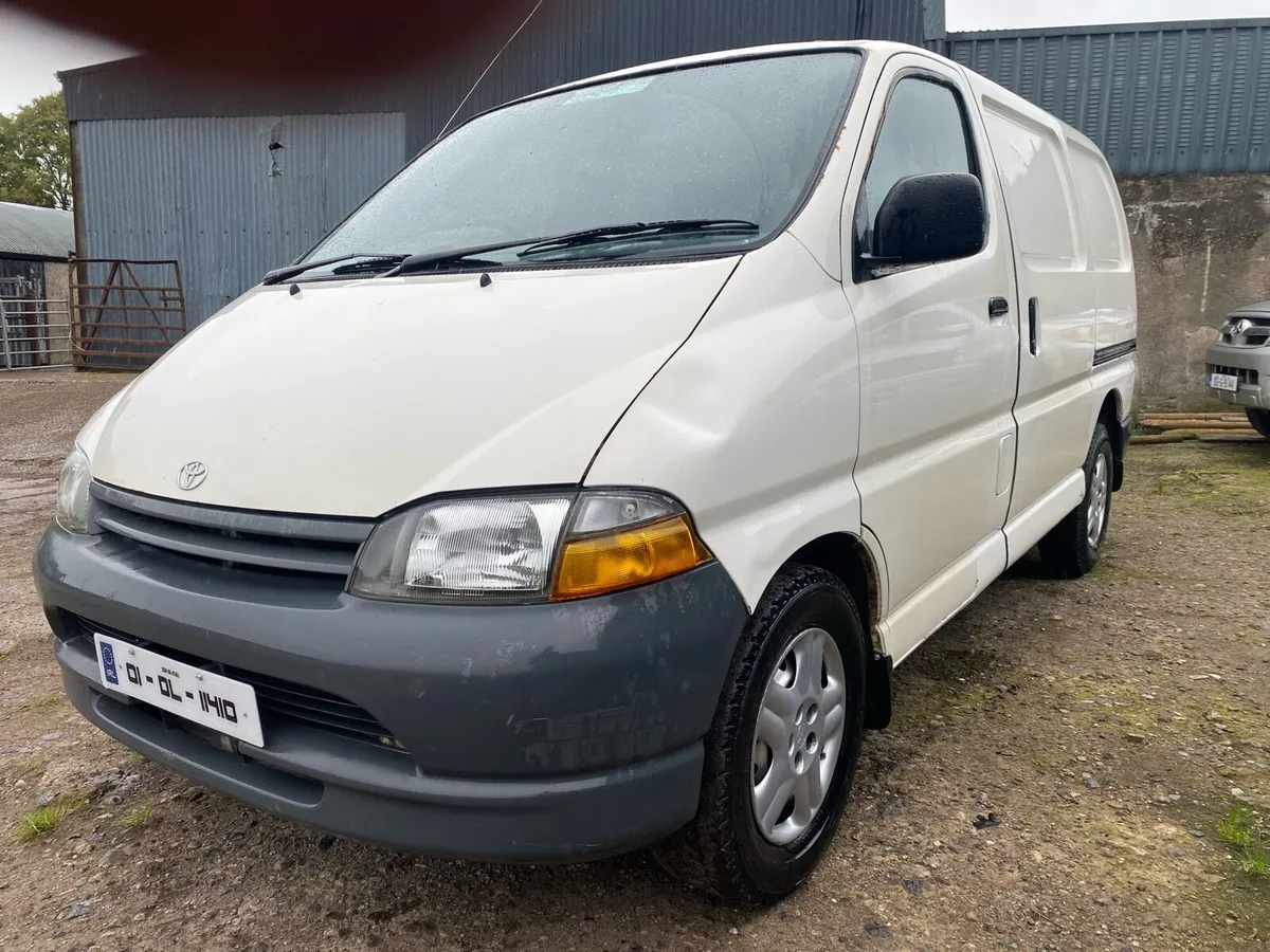 Toyota hiace - Image 2