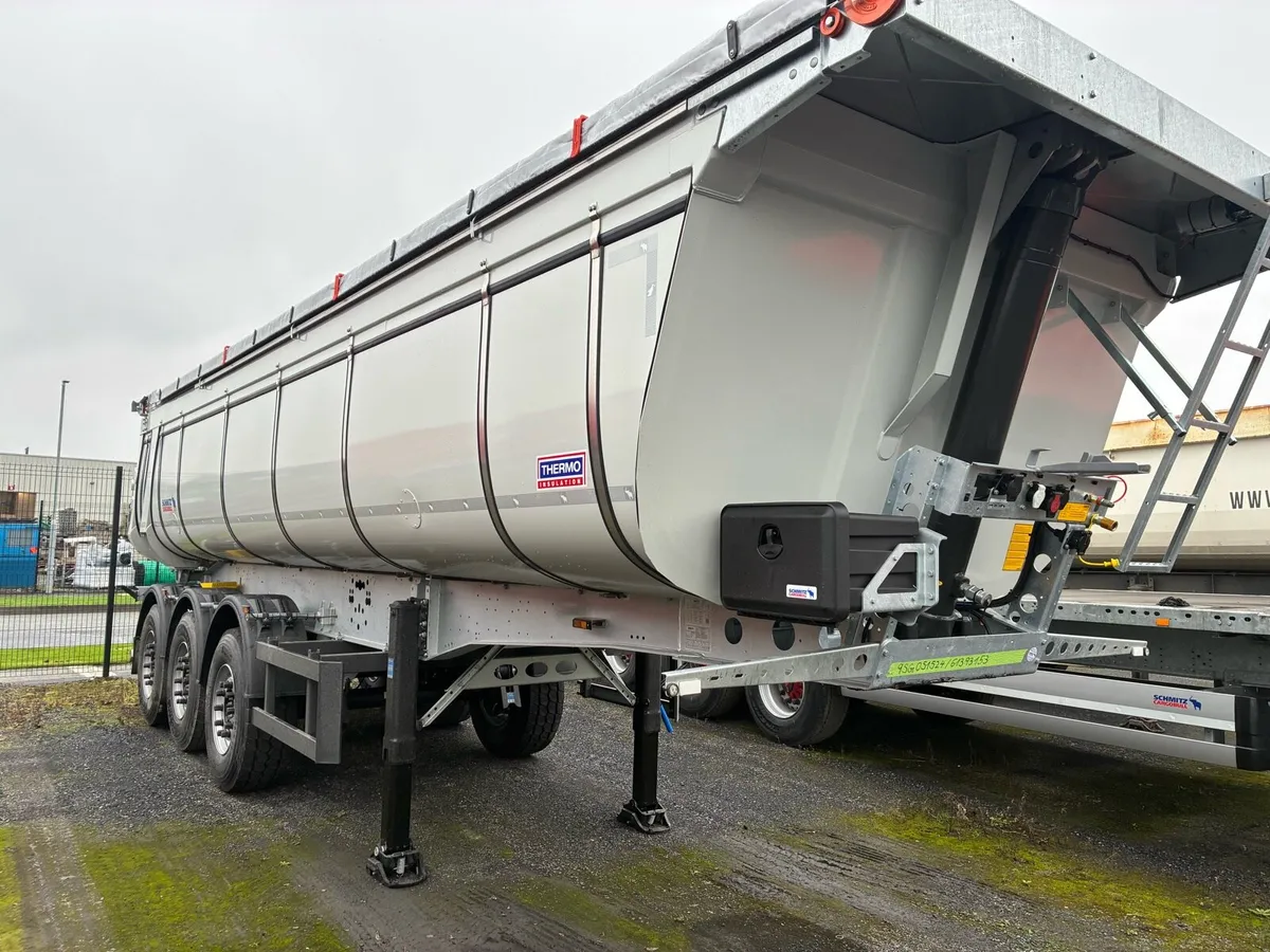2025 Schmitz insulated tipping trailer - Image 1