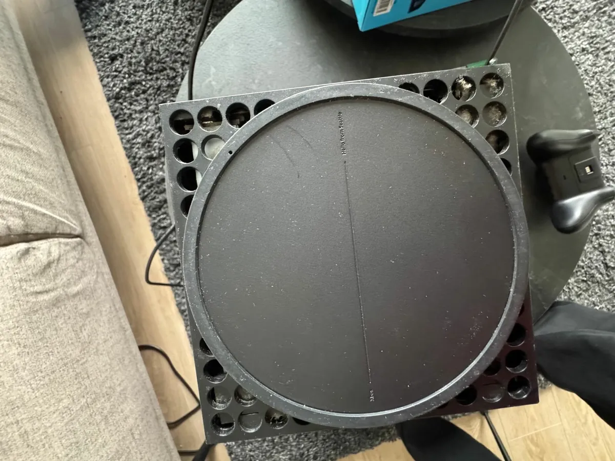 Xbox Series X - Image 4