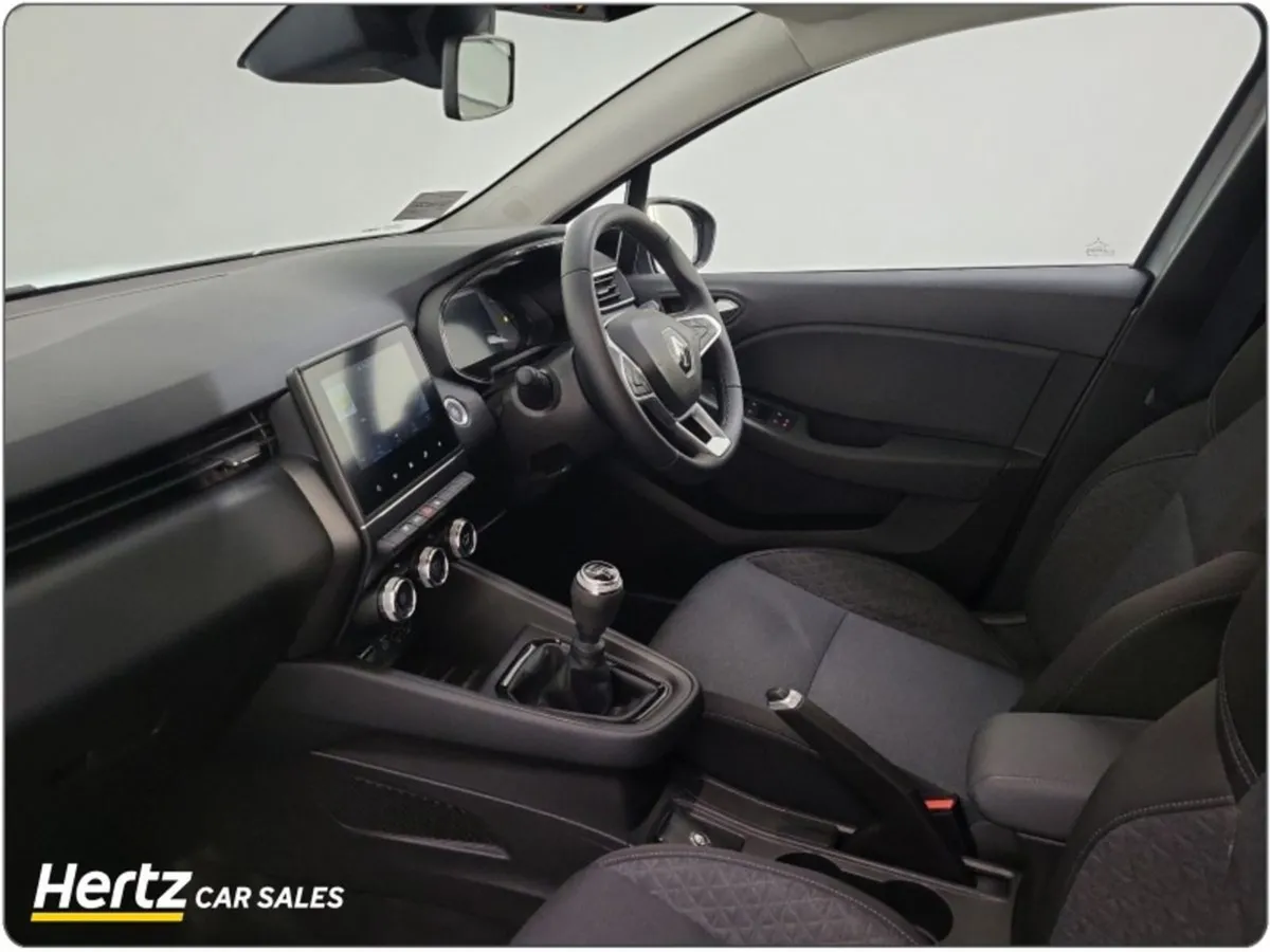Renault Clio Evolution 1.0 Petrol Manual - Image 4
