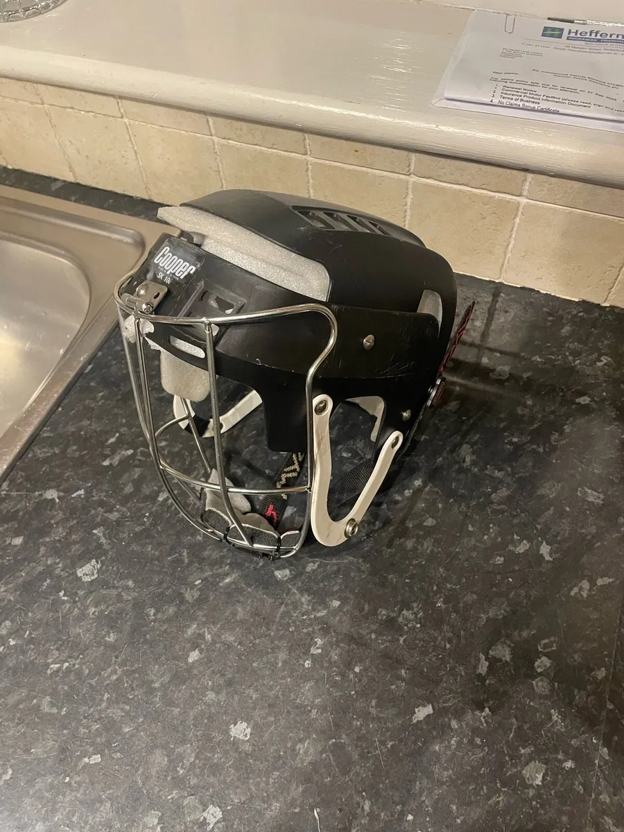 Cooper hurling helmet - Image 2
