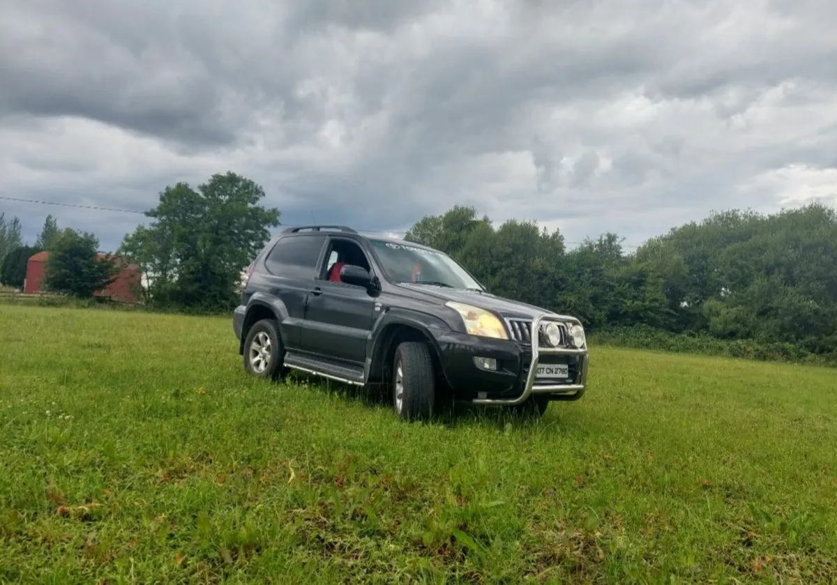 Toyota Land Cruiser 2007 - Image 3