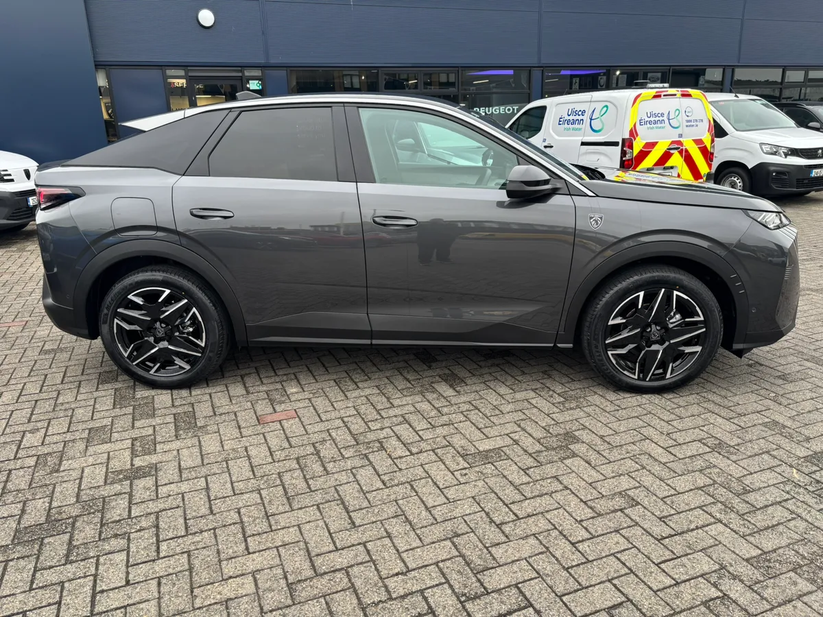 2025 Peugeot 3008 GT hybrid scrappage offer - Image 3