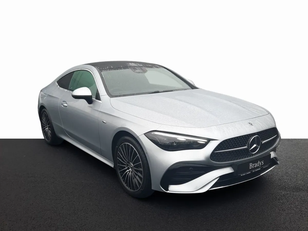 Mercedes-Benz CLE-Class CLE 300e AMG Line Premium - Image 2