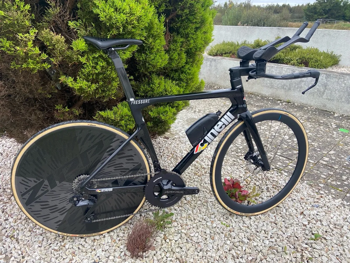 TT /Tri Aero Road Bike - Image 3