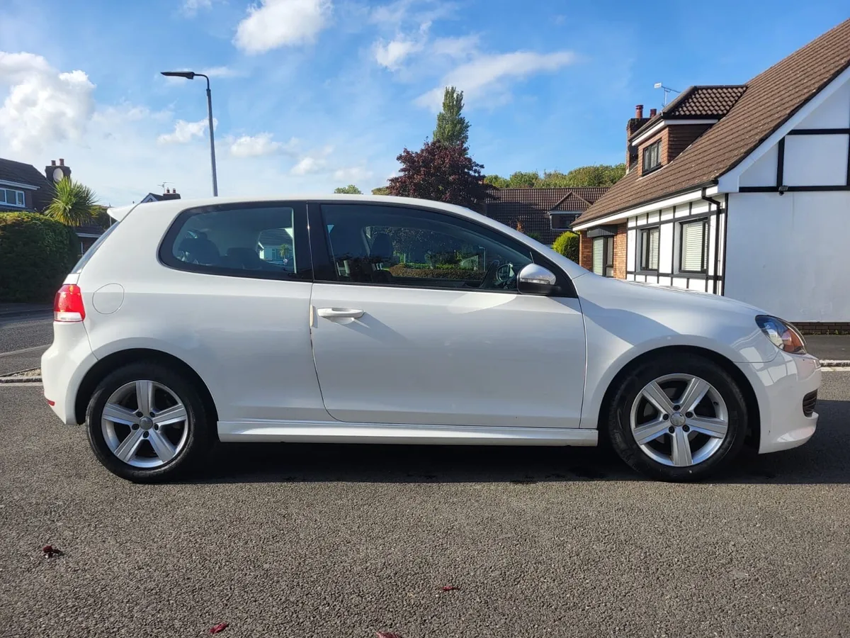 VW Golf - Image 4