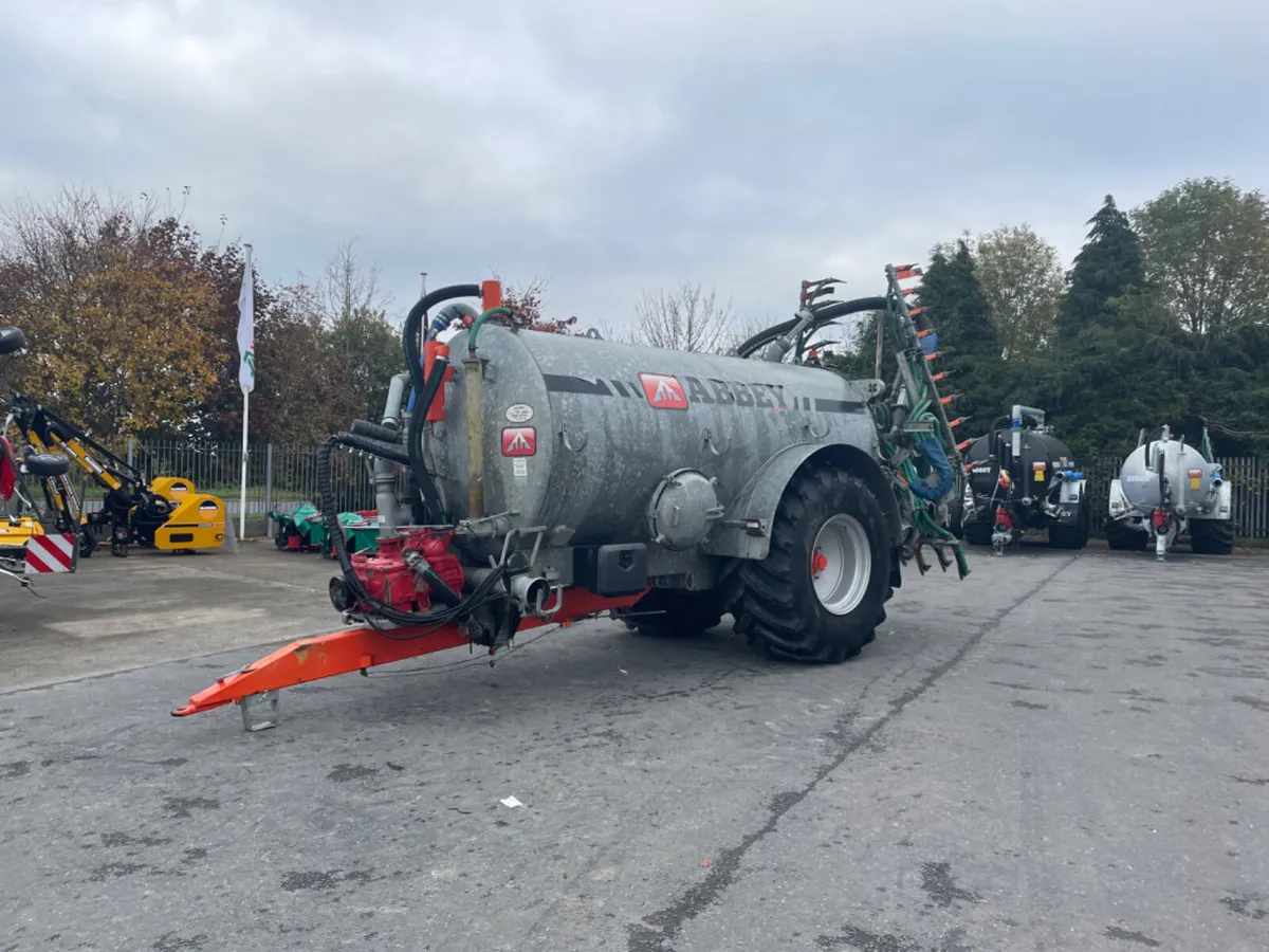 Abbey 2500R Slurry Tank - Image 1