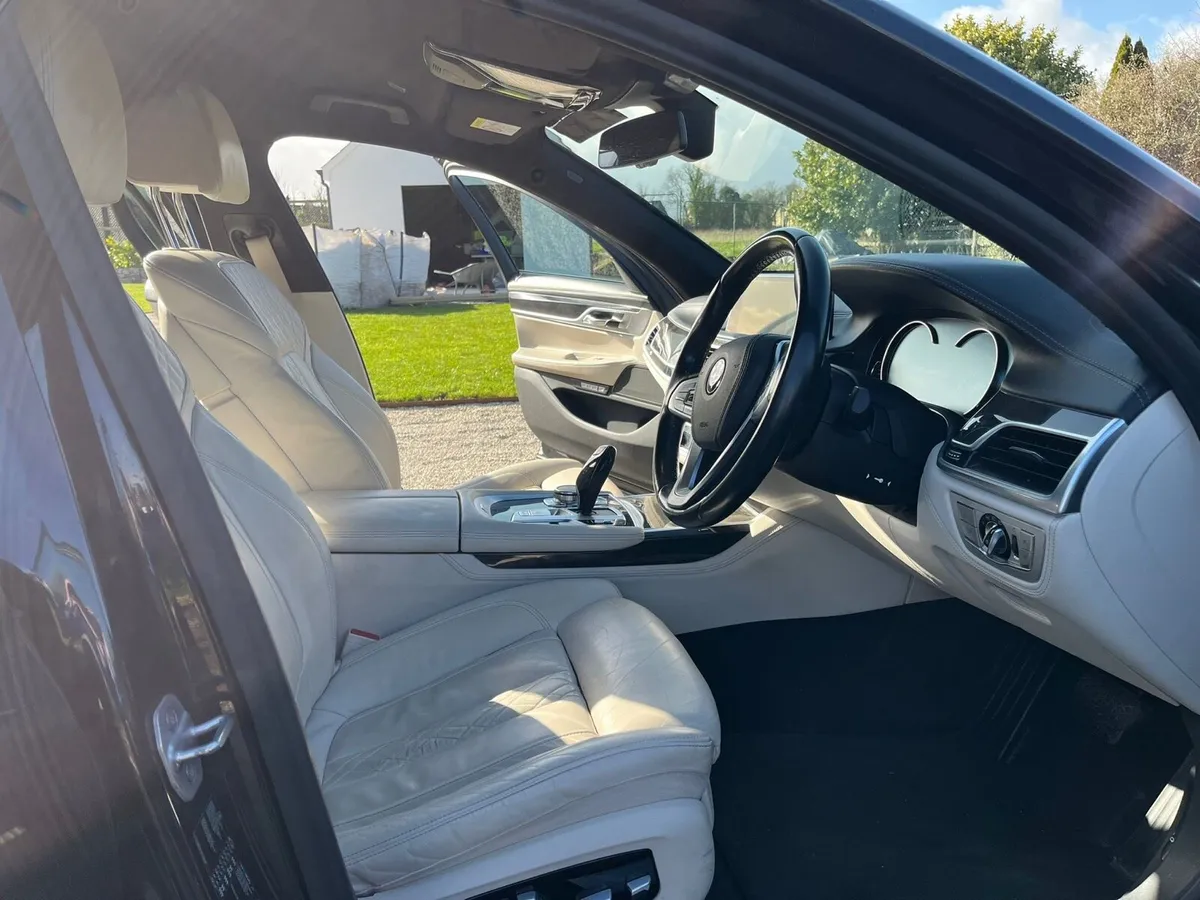 BMW 730 D - Image 4