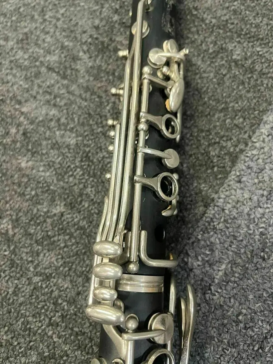 Antigua BB Clarinet - Image 3