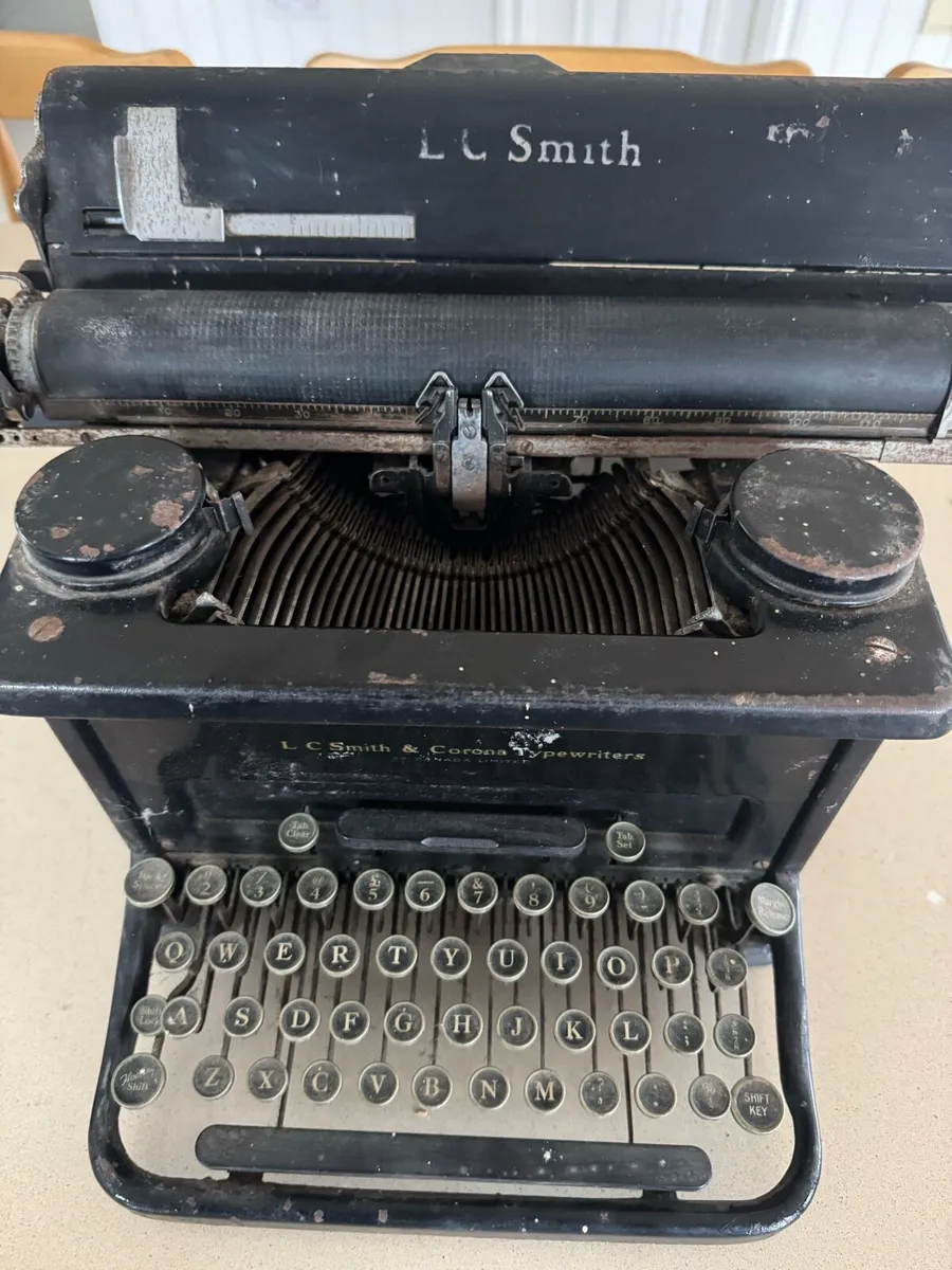 LC smith typewriter. - Image 3