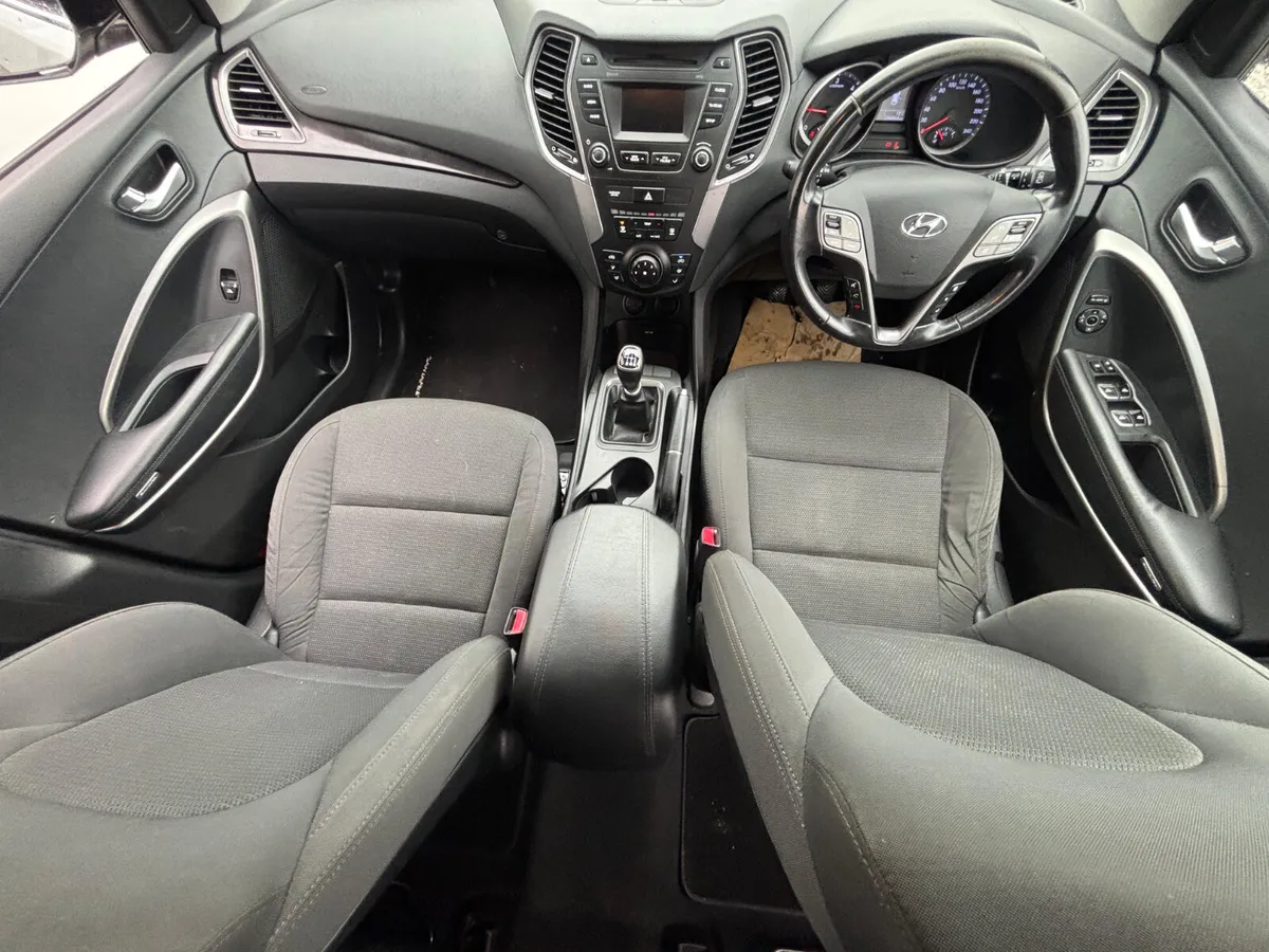 Hyundai Santa Fe 2013 - Image 4