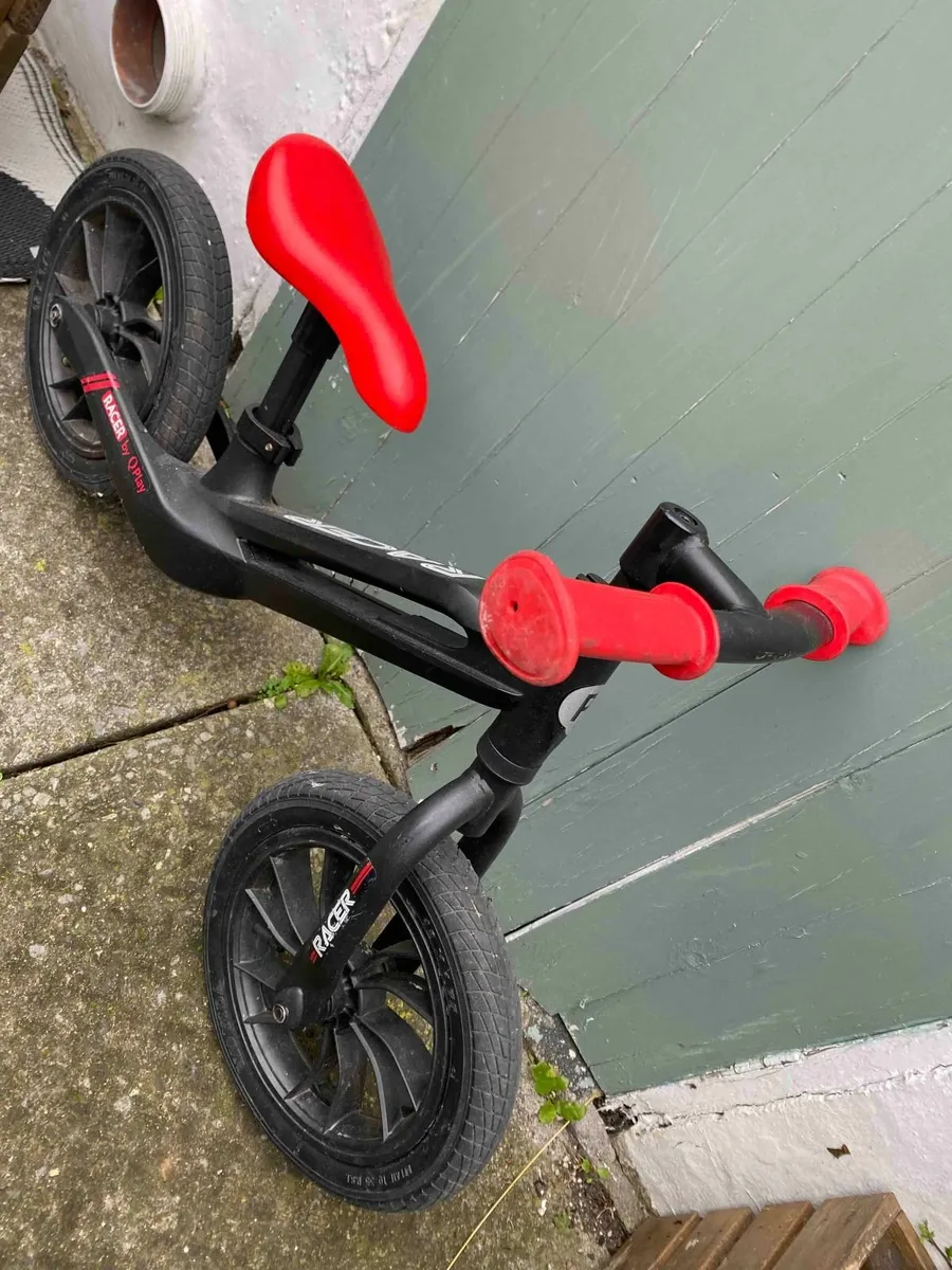 Toddler push bike plus helmet. Free! - Image 2