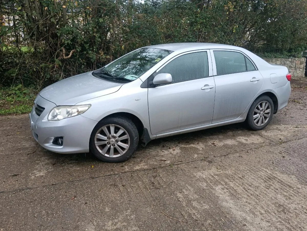 Toyota Corolla - Image 1