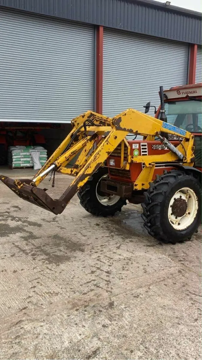 Grays Lynkon 425 loader - Image 1