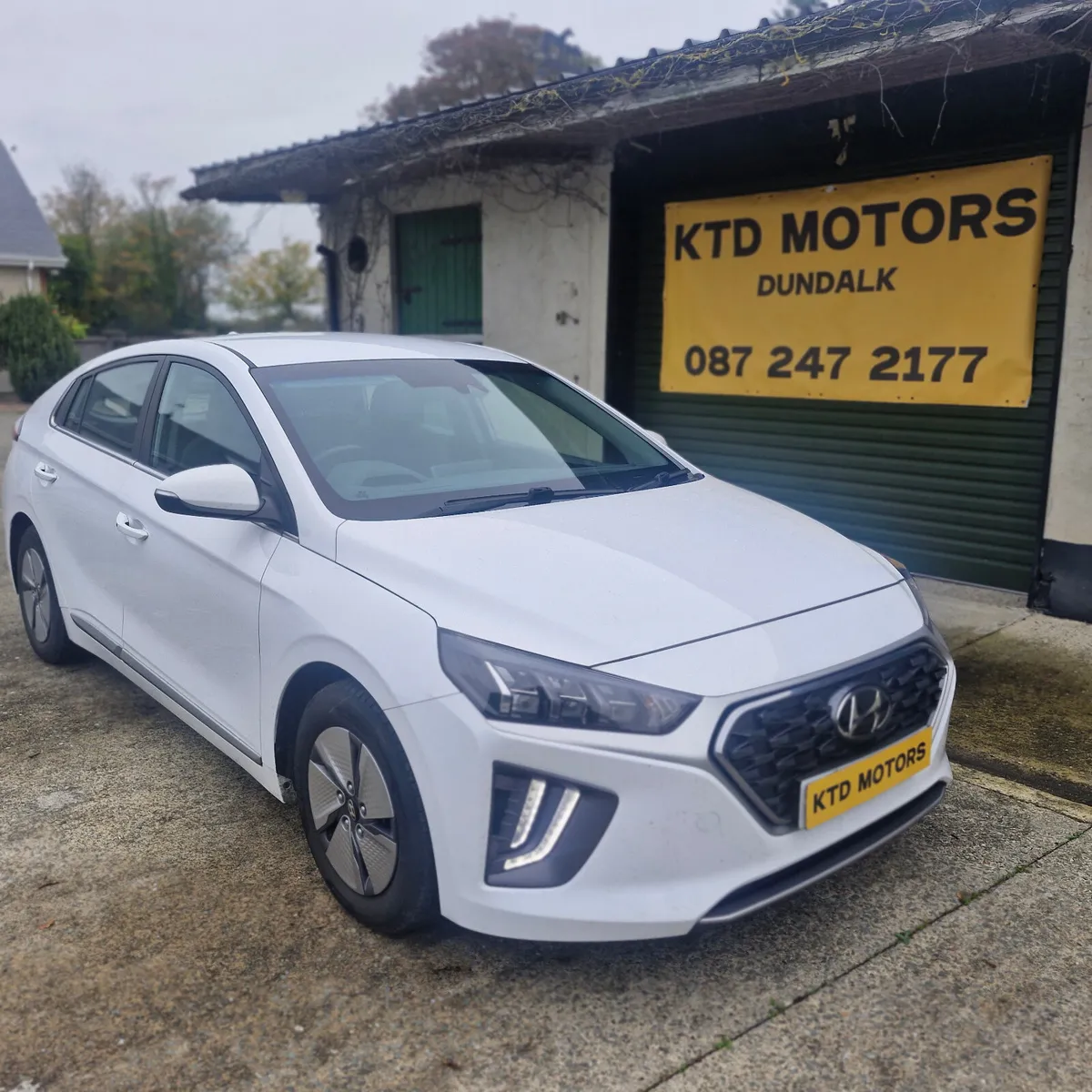 222 HYUNDAI IONIQ PREMIUM - Image 4