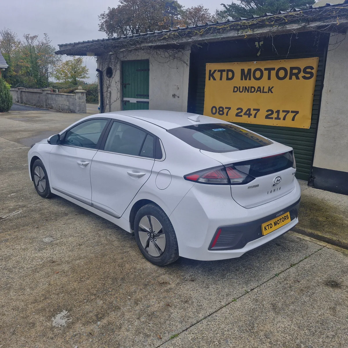 222 HYUNDAI IONIQ PREMIUM - Image 3