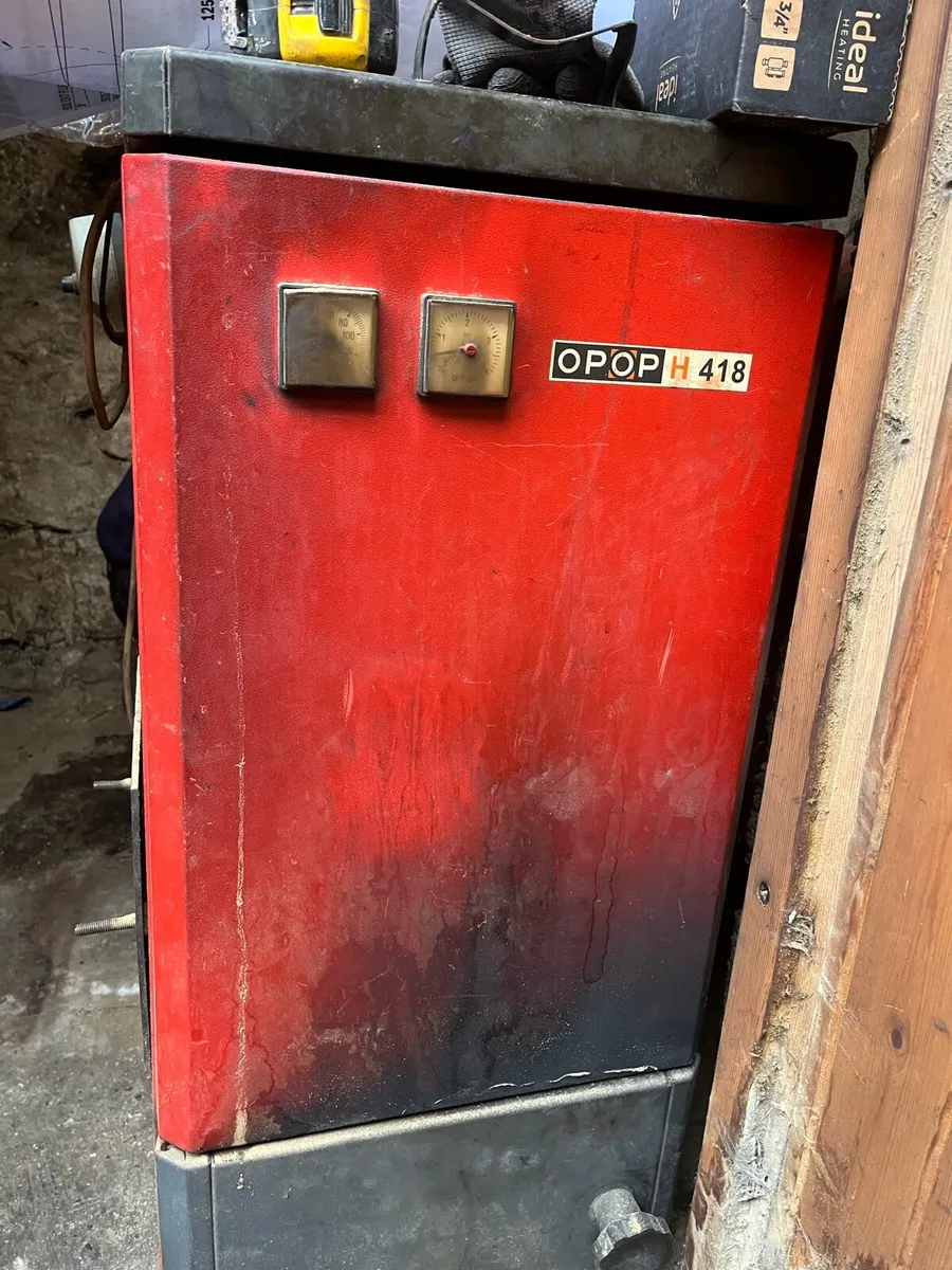 Wood pellet boiler