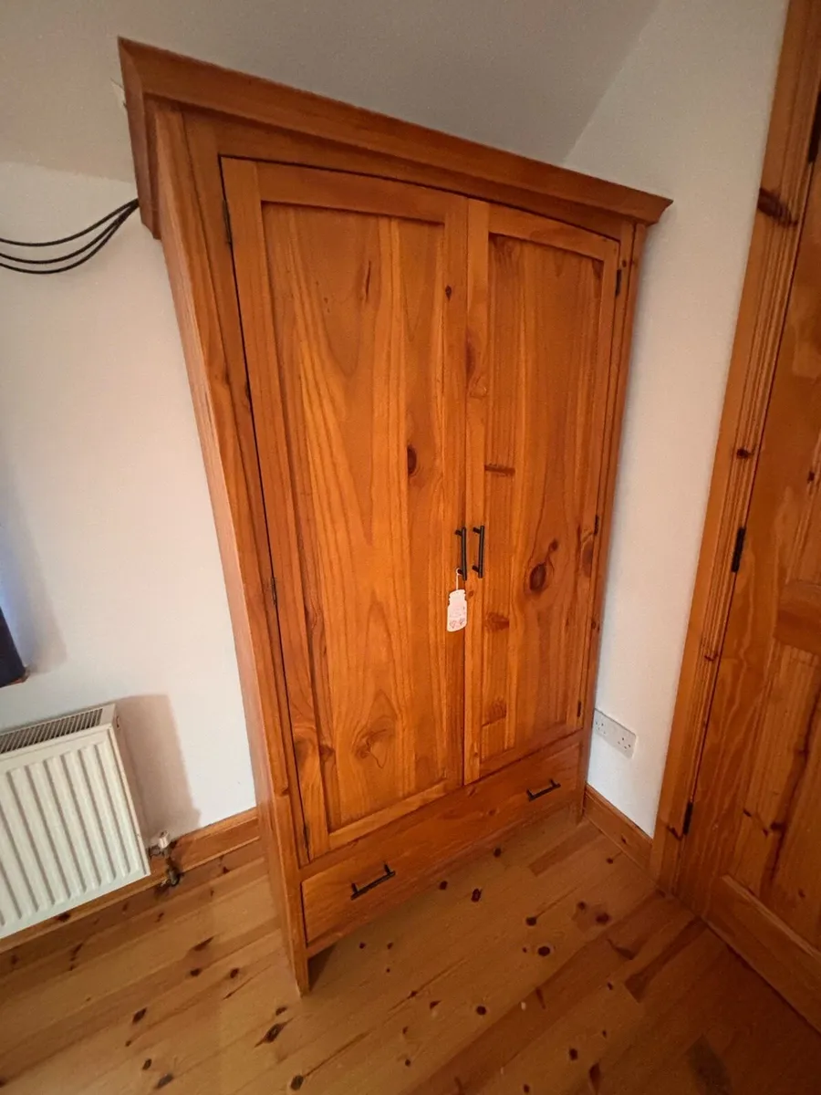 Bedroom Suite - Image 1