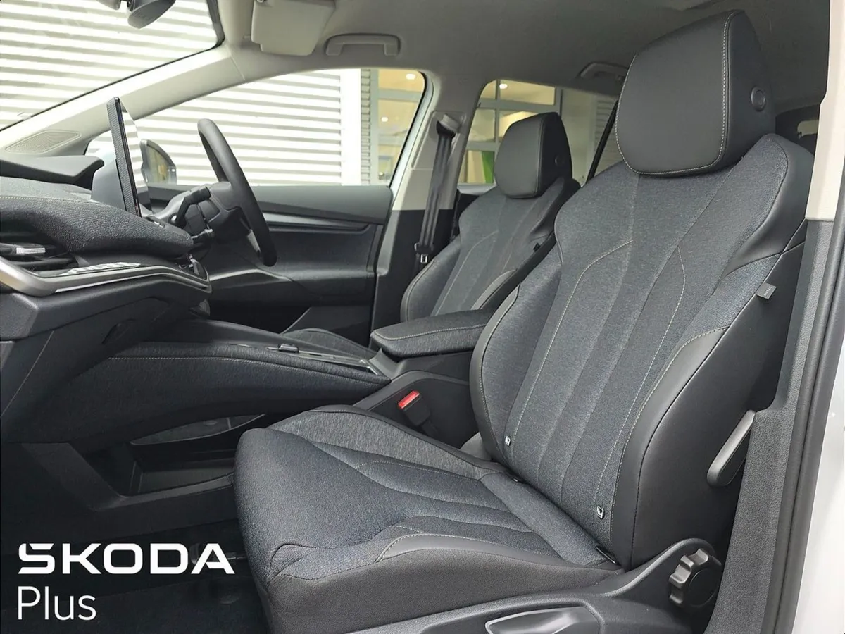 Skoda Elroq Elroq85 82kwh 286BHP - Image 4