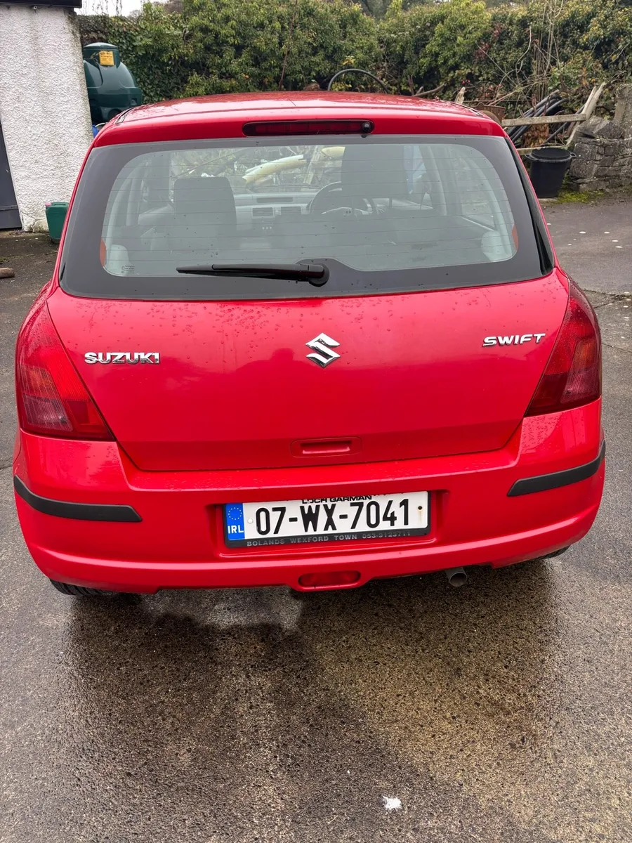 Suzuki swift 2007 - Image 4