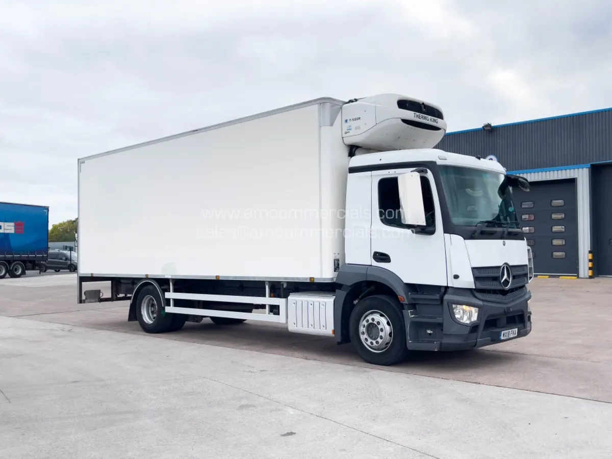2018 (18) MERCEDES-BENZ ANTOS 1824L 18T SINGLE TEM - Image 1