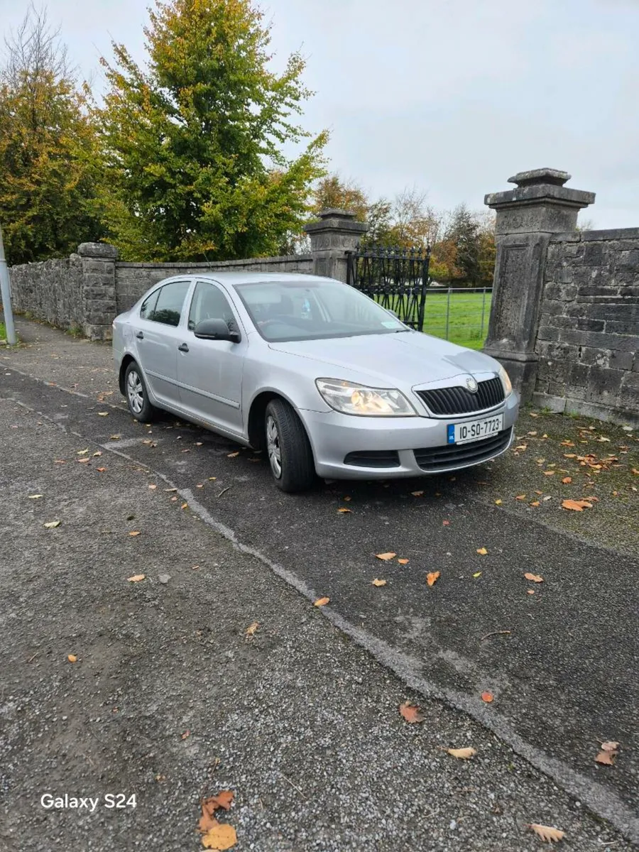 Skoda  Octavia  Diesel  2010 - Image 1