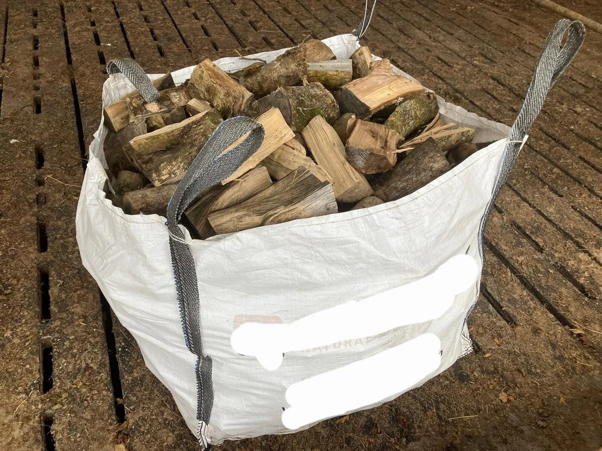 Tonne bags of firewood