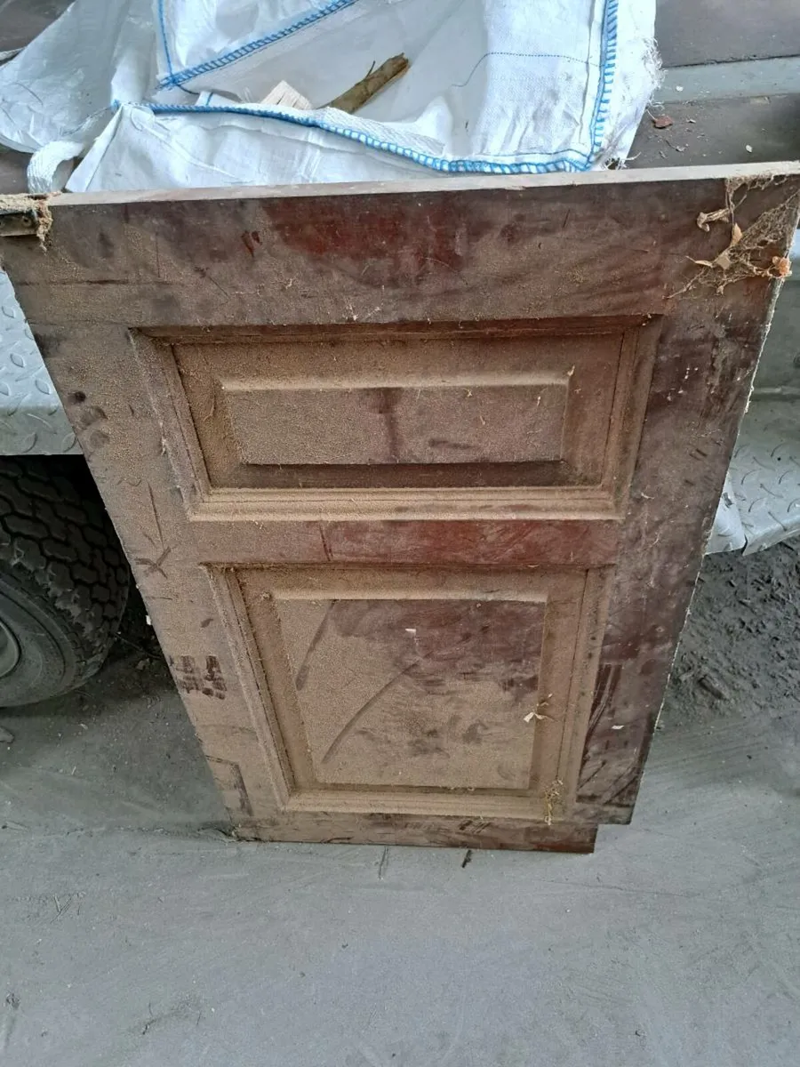 Mahogany bar panels - Image 2