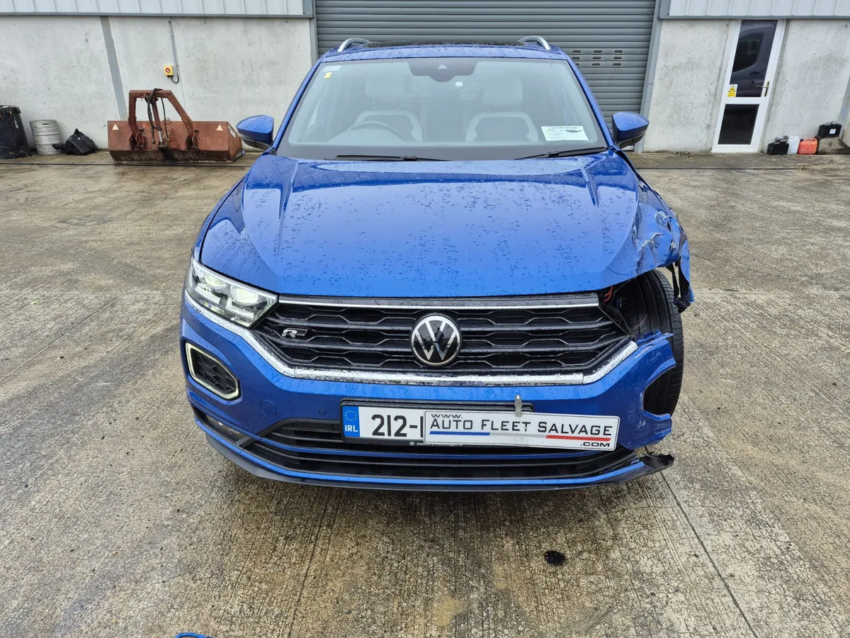 211 VW T-ROC R-LINE 2.0 TDI MANUAL - Image 2