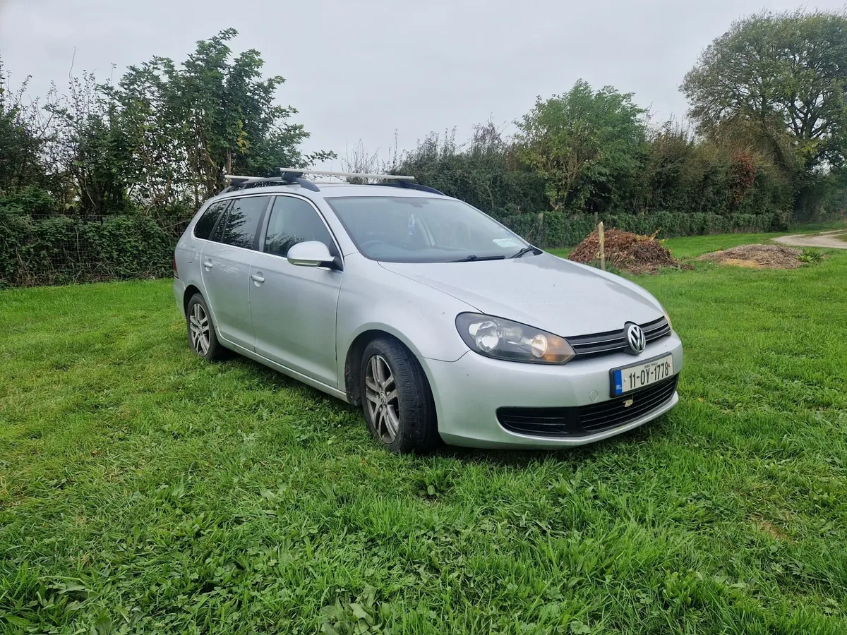 Volkswagen Golf 2011 - Image 2