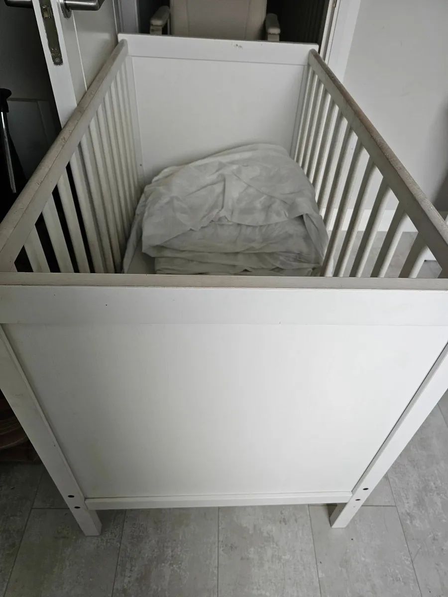 Babu cot - Image 1