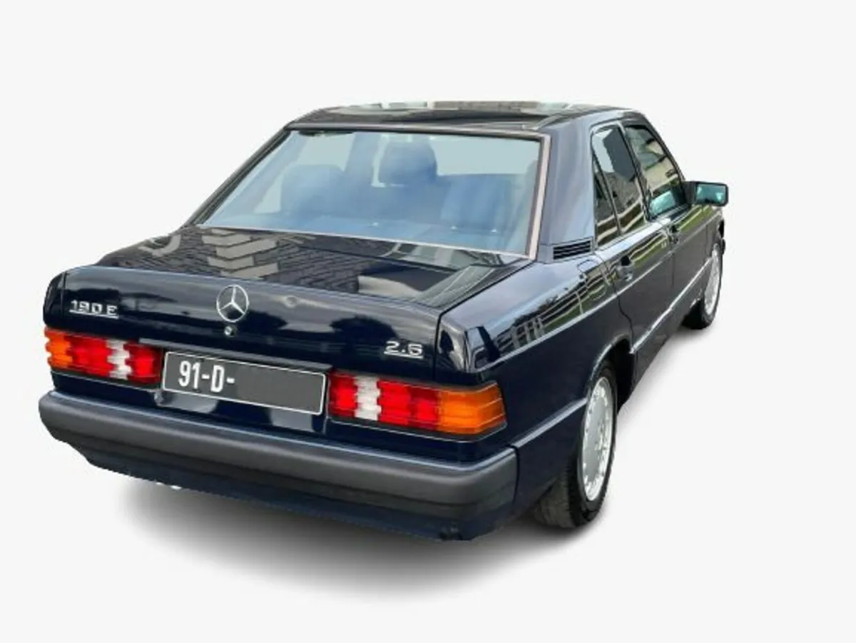 Mercedes 190e - Image 4