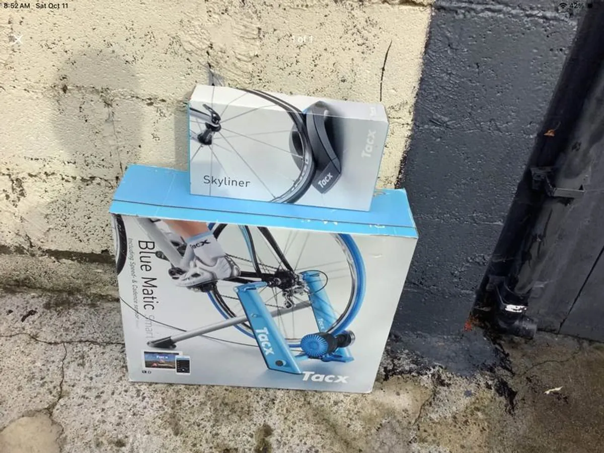 Indoor turbo trainer