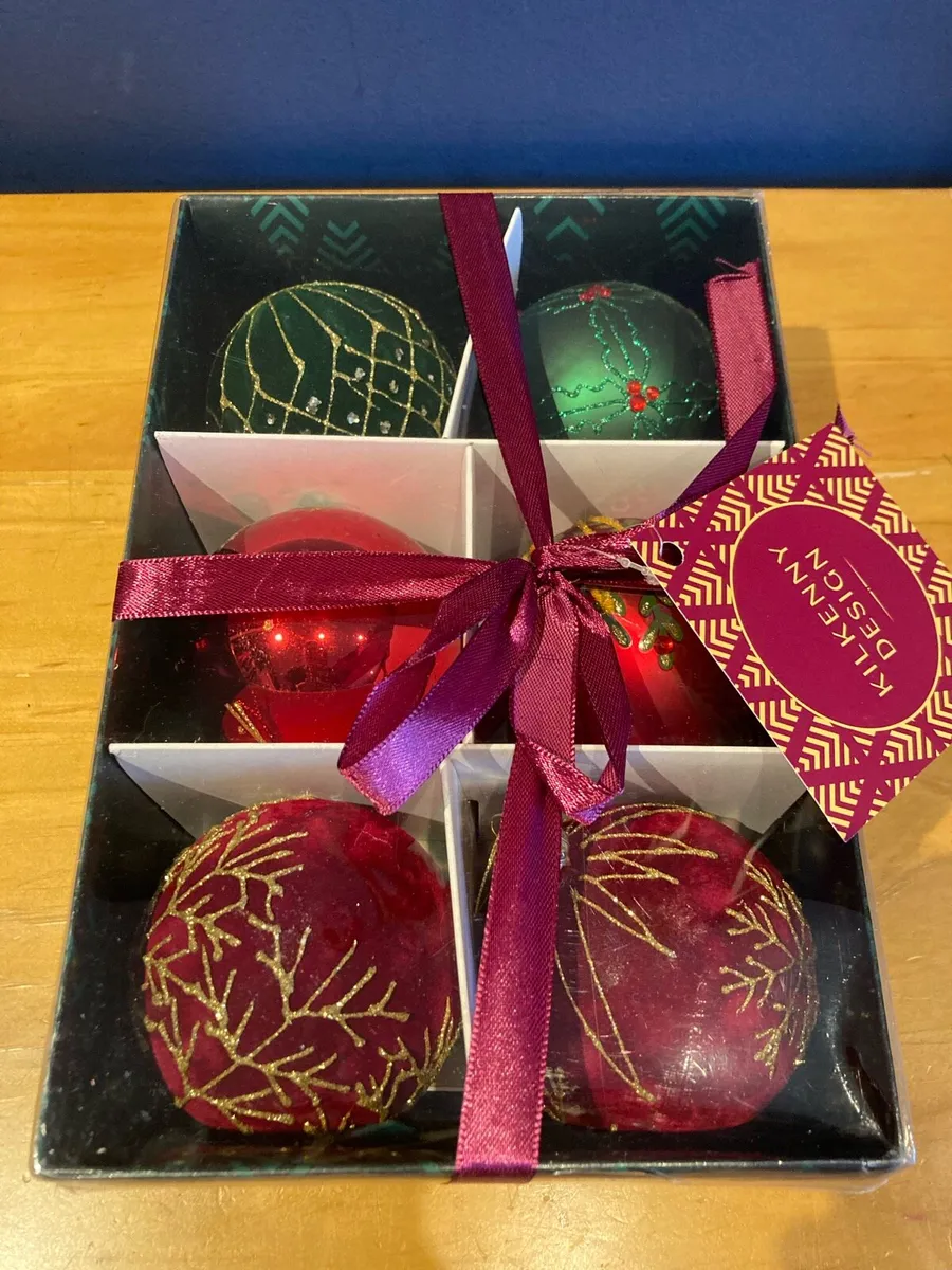 Kilkenny design baubles x 6 boxes - Image 1