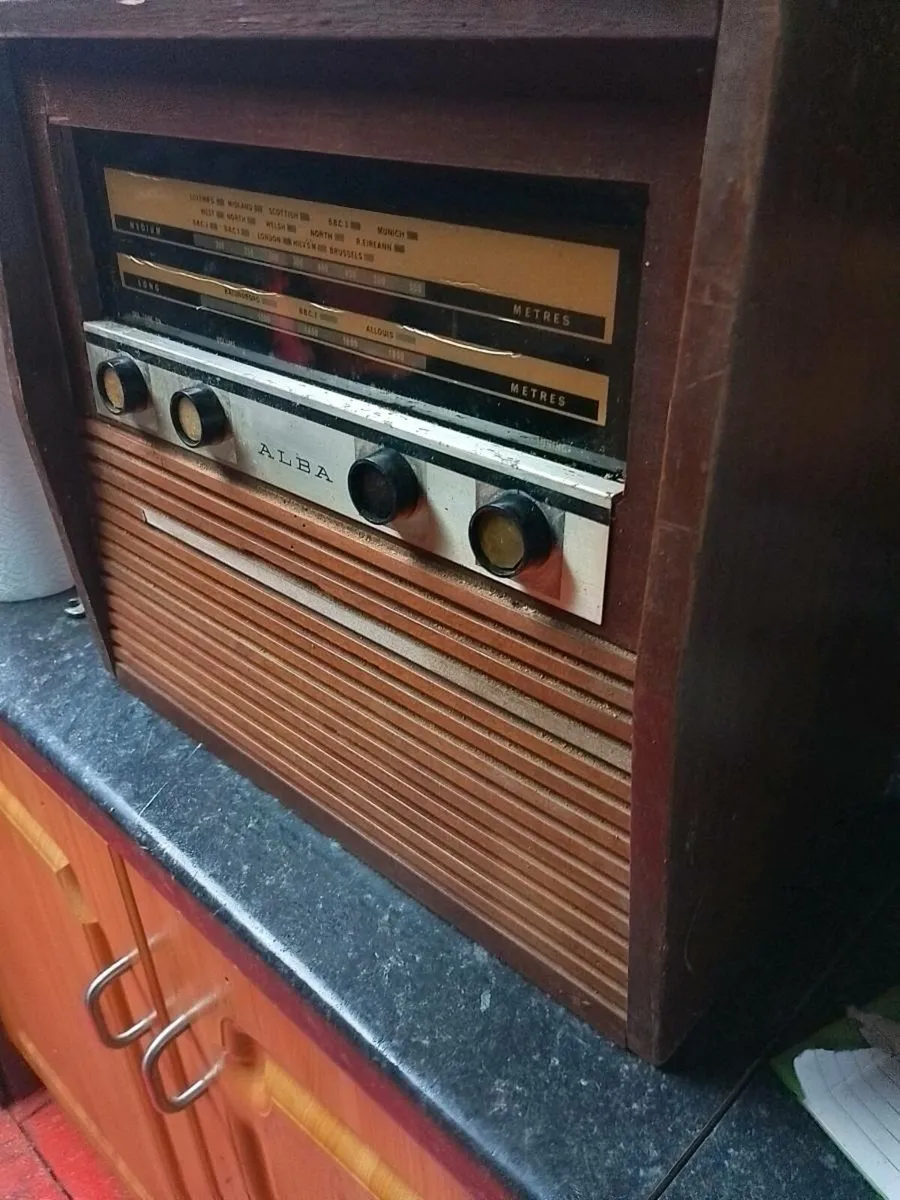 Vintage Alba radio.postage - Image 1