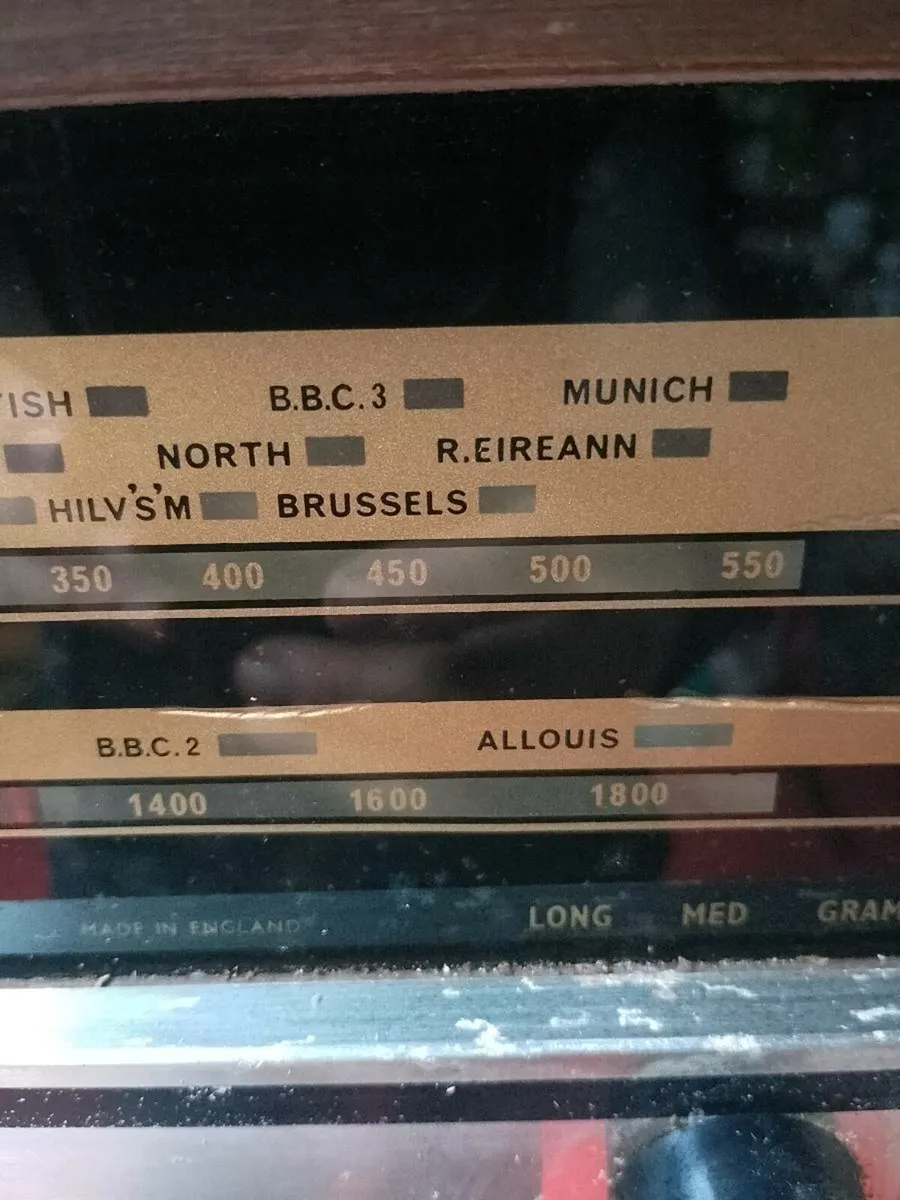 Vintage Alba radio.postage - Image 3