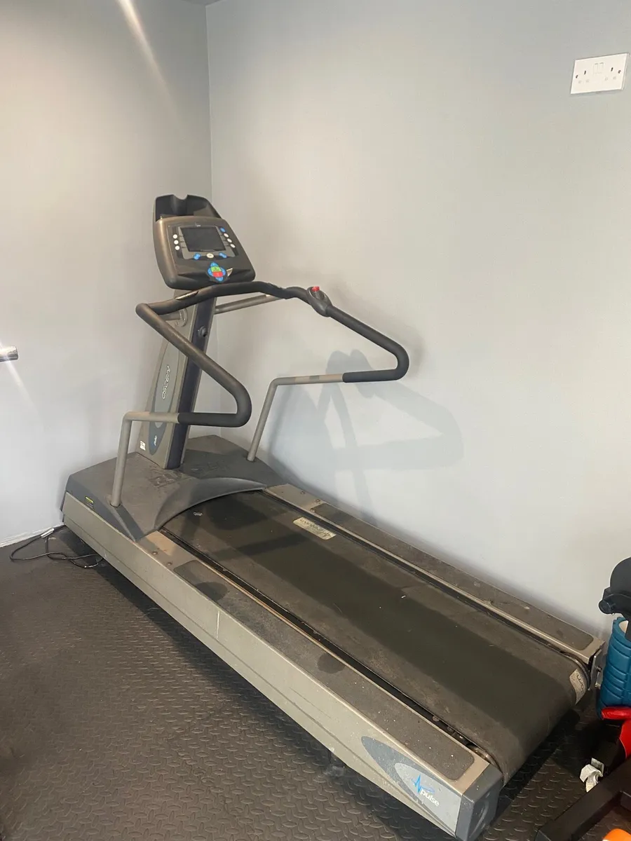 Commercial Treadmill - Pulse Ascent - Image 1