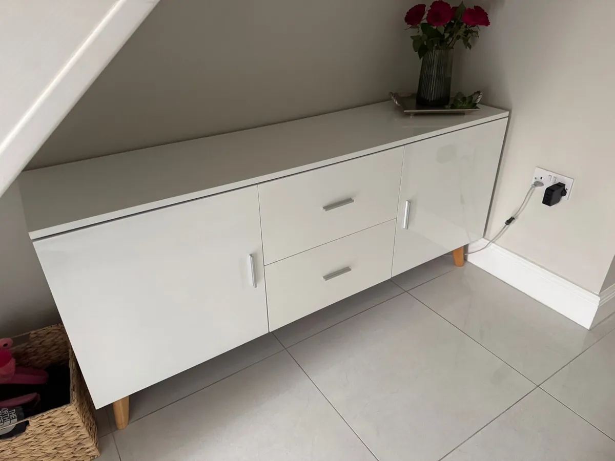 Sideboard - Image 2