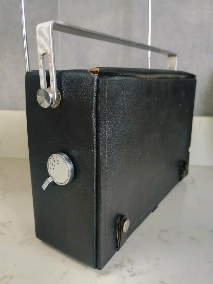 1963 National Panasonic R-441B  radio - Image 4