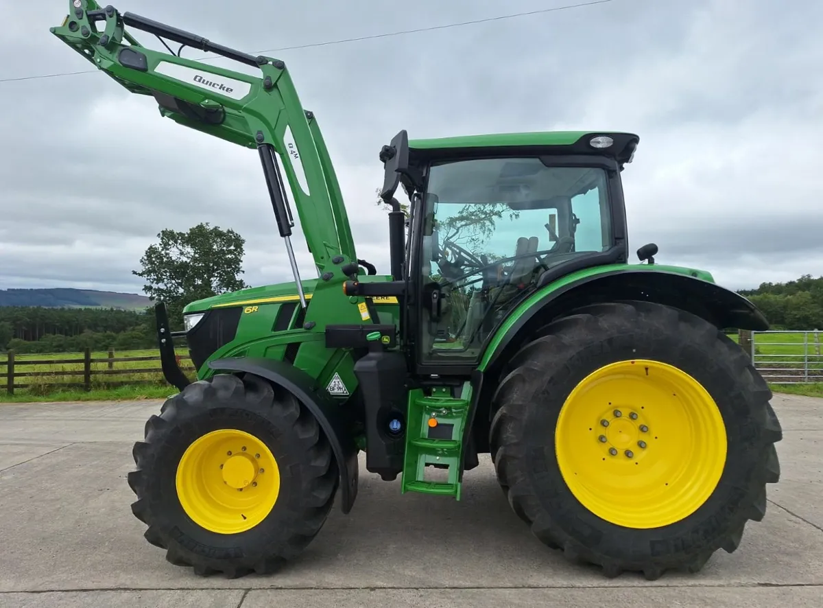 231 JOHN DEERE 6R120 C/W QUICKE Q4M LOADER - Image 1