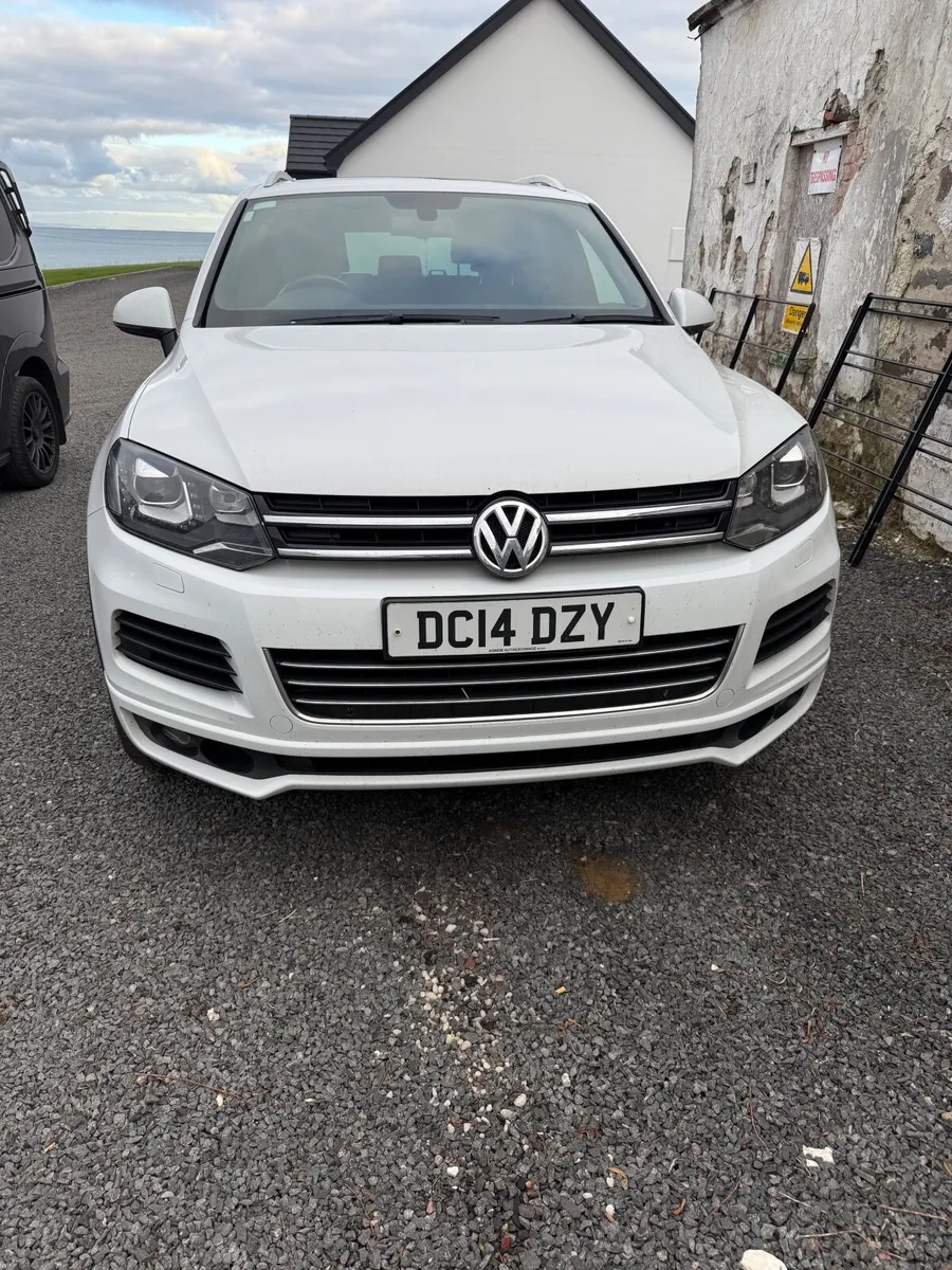 Volkswagen Touareg 2014 - Image 2