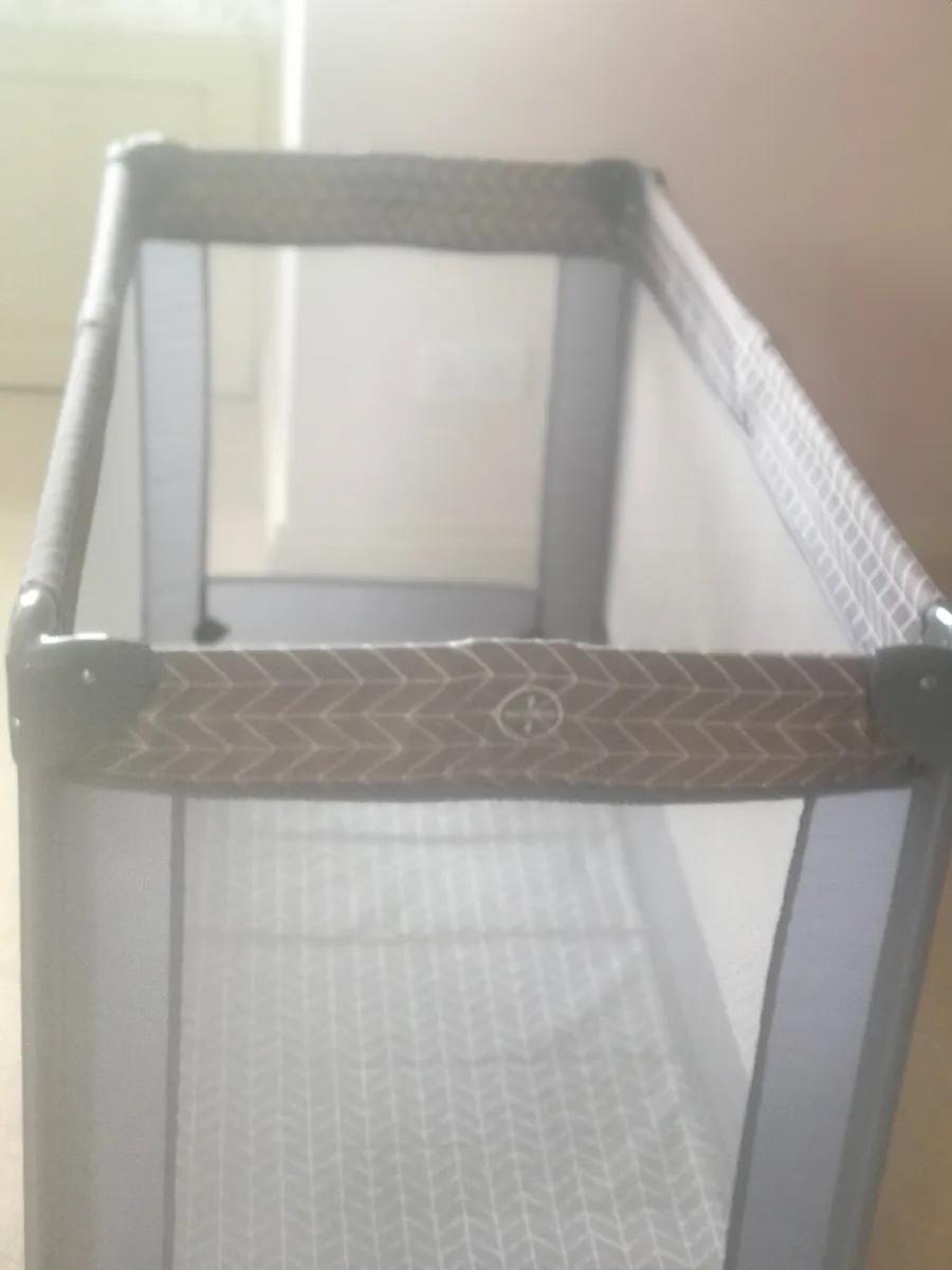 Baby Travel Cot - Image 2