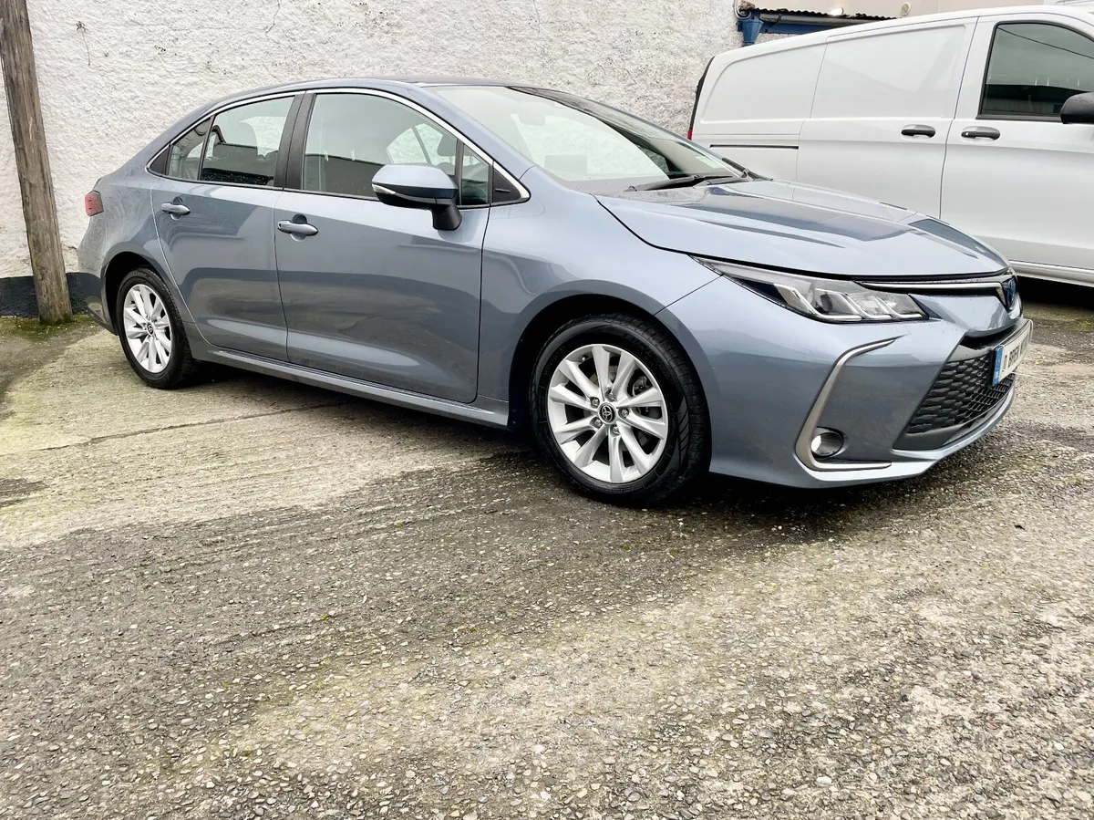 Toyota Corolla Luna Petrol Hybrid Auto Saloon,2023 - Image 2