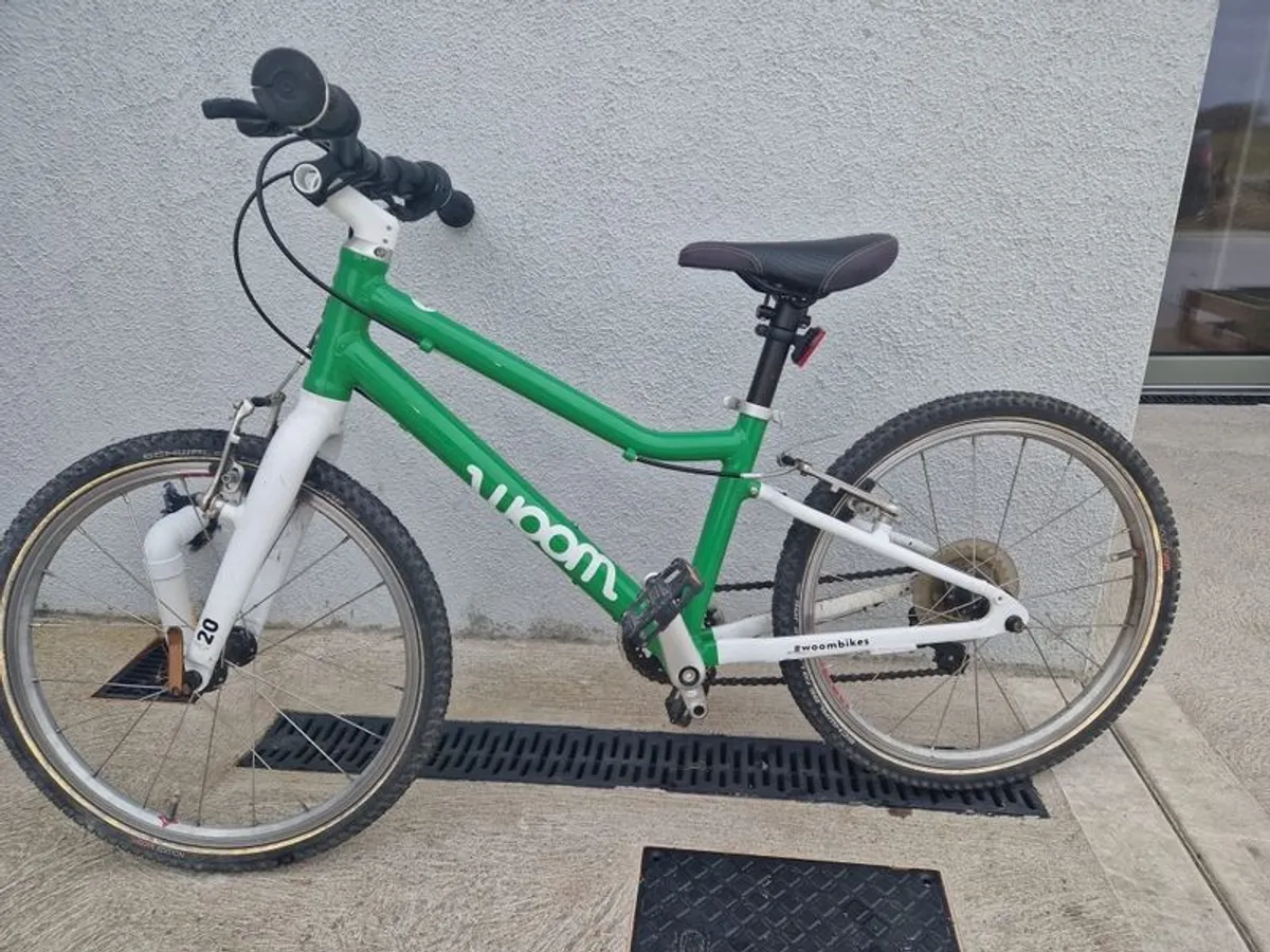 Woom 29 inch kids bike for approx 5 to 7 year old - Image 1