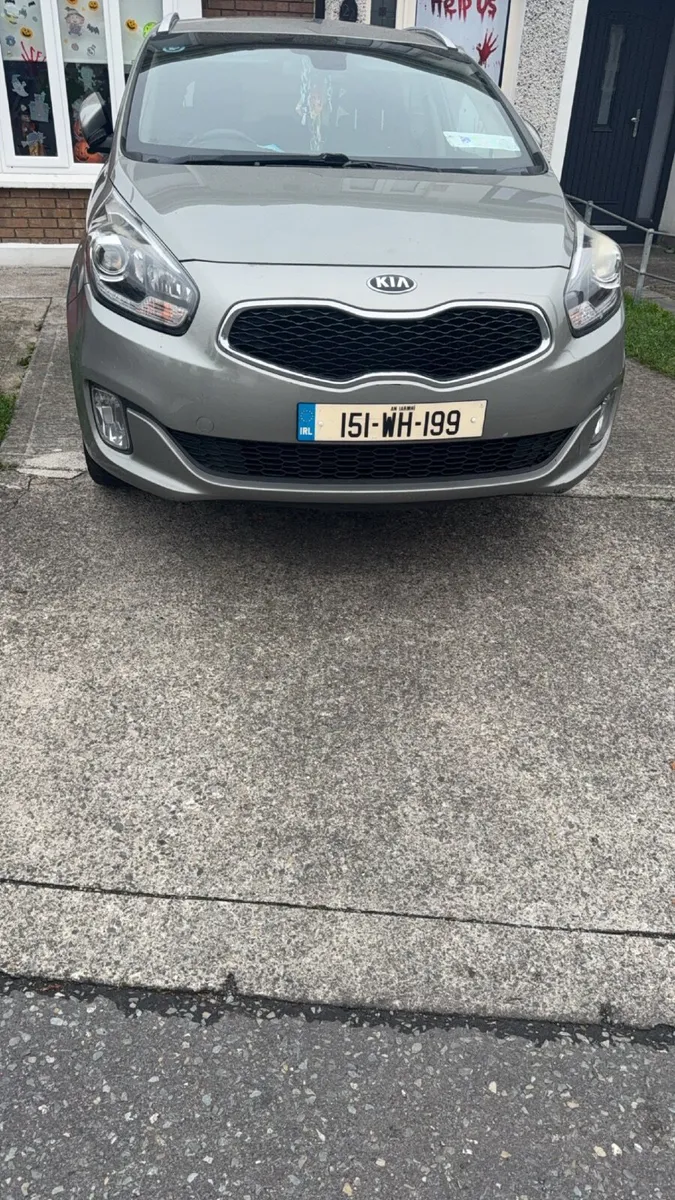Kia Carens 2015 - Image 4